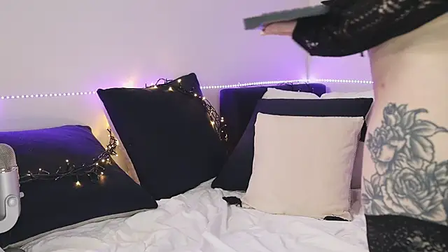 LikaBerry1 online show from 01/13/25, 12:30