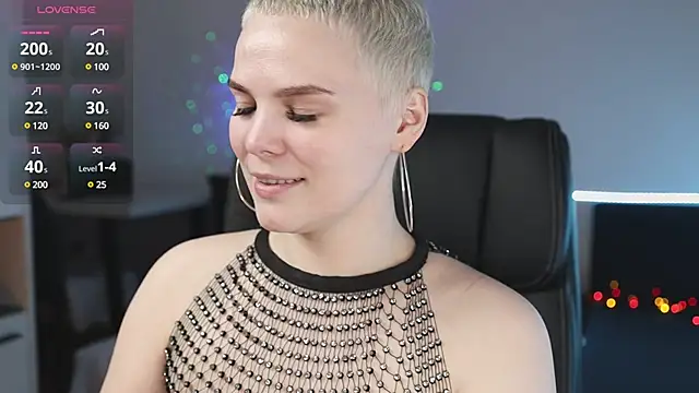 LikaBerry1 online show from 03/05/25, 06:56