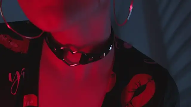 LikaBerry1 online show from 03/17/25, 09:34