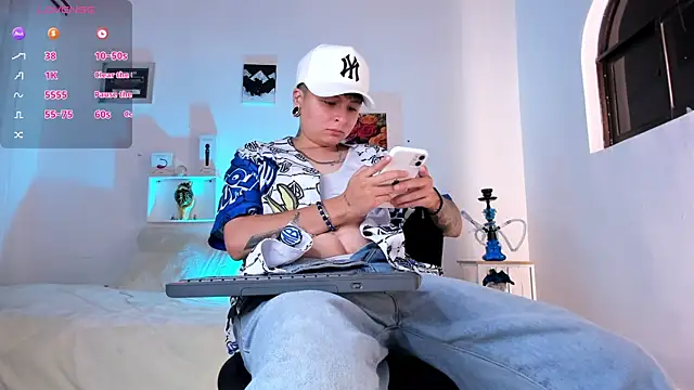 ZuryRamirez  online show from 07/10/26, 11:40
