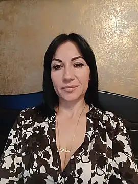 FireLily332 online show from 02/06/25, 04:03