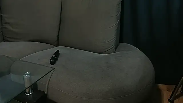 MiliExteraaa online show from 01/21/25, 11:24