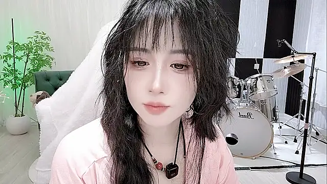 Vaness-a online show from 09/28/25, 03:39