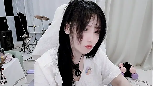 Vaness-a online show from 06/10/26, 05:12