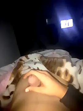 Snapshot of Hazembahloul chatting on 11/25/25, 09:59 Hazembahloul online show from 11/25/25, 09:59