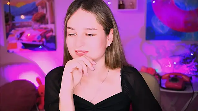 DeboraLarson online show from 02/01/25, 07:34