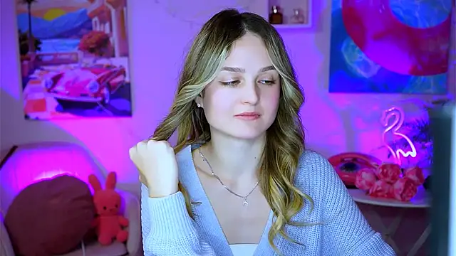 DeboraLarson online show from 02/09/25, 06:47