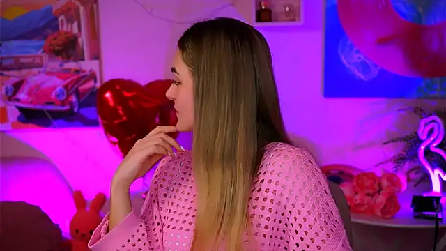 DeboraLarson online show from 02/22/25, 06:39