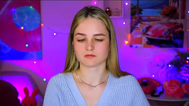 DeboraLarson online show from 03/20/25, 10:54