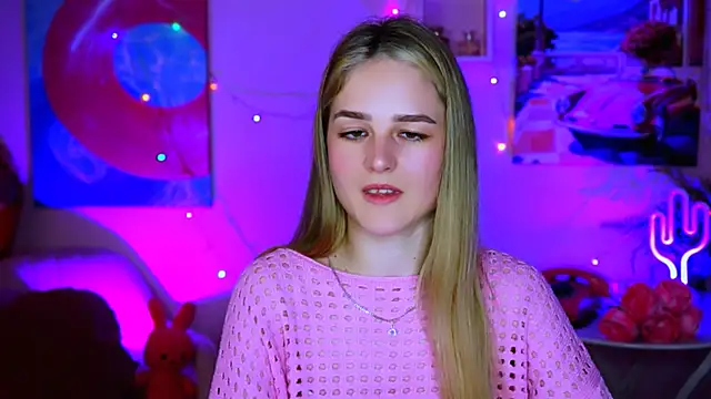 DeboraLarson online show from 03/21/25, 04:49