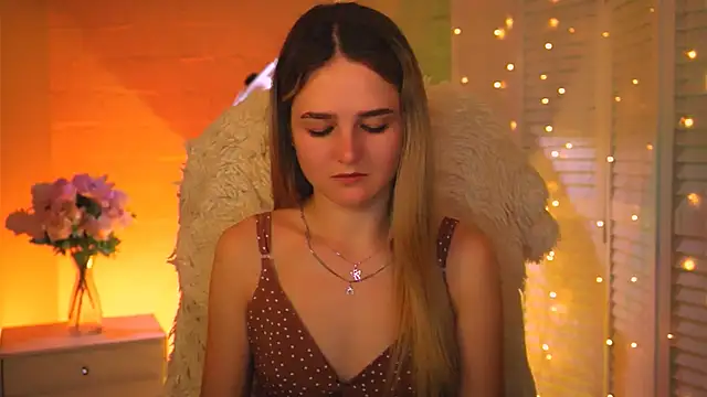 DeboraLarson online show from 02/02/26, 03:49