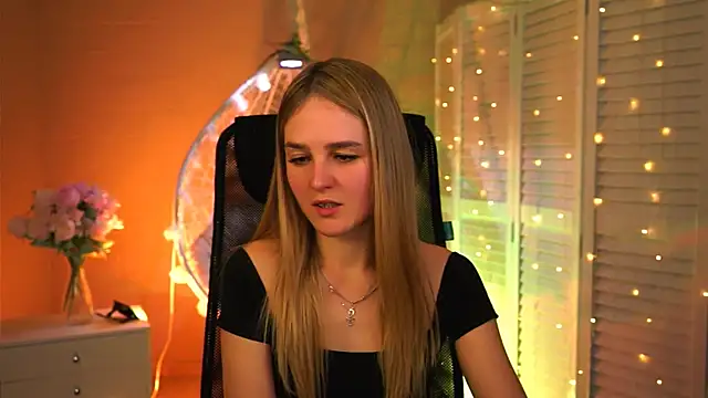 DeboraLarson online show from 03/08/26, 04:49