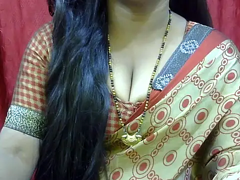 HOT-SEEMAA online show from 11/15/25, 07:27