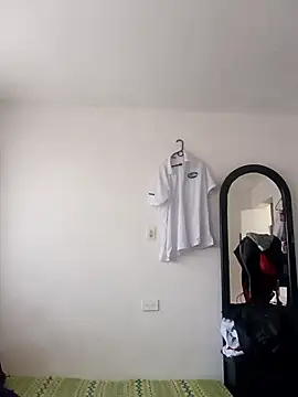 Snapshot of ashley__foxx_ chatting on 01/09/26, 12:41 ashley foxx online show from 01/09/26, 12:41