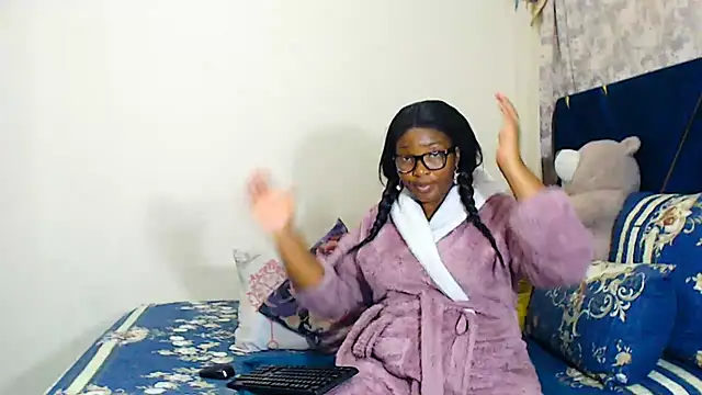 veronica1xxx online show from 07/10/26, 08:00
