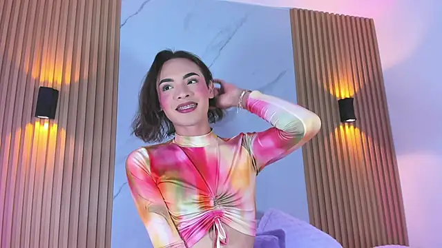 miss Ari online show from 12/05/24, 07:17