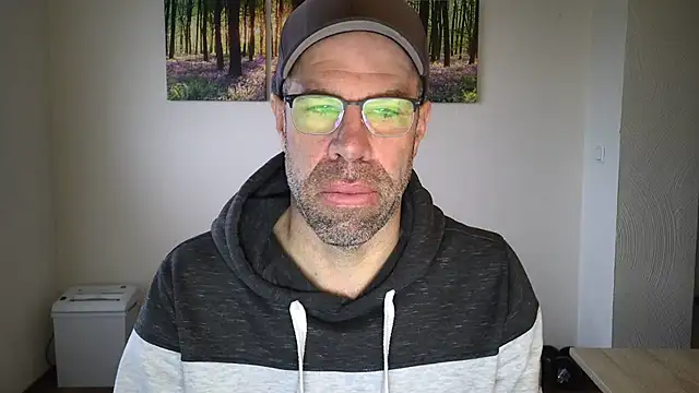 Harry Boldt online show from 10/28/25, 07:01