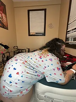 tillymarie34 online show from 05/28/26, 02:53