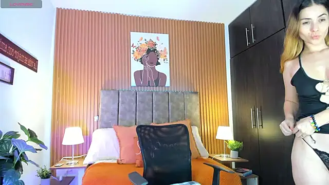 StacyWoods online show from 02/27/26, 08:42