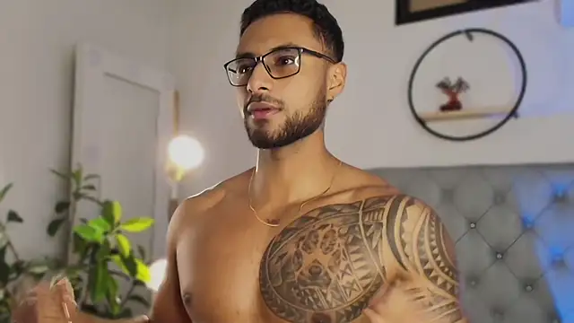 LiamGarcia1 online show from 01/16/25, 03:24