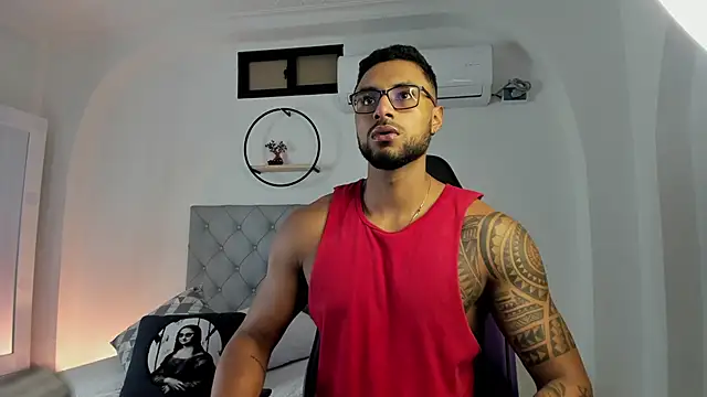 LiamGarcia1 online show from 01/18/25, 12:15