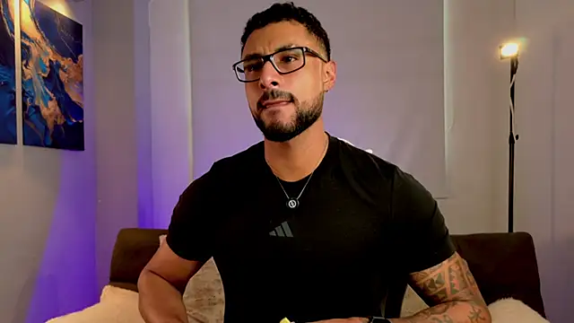 LiamGarcia1 online show from 07/01/26, 05:02