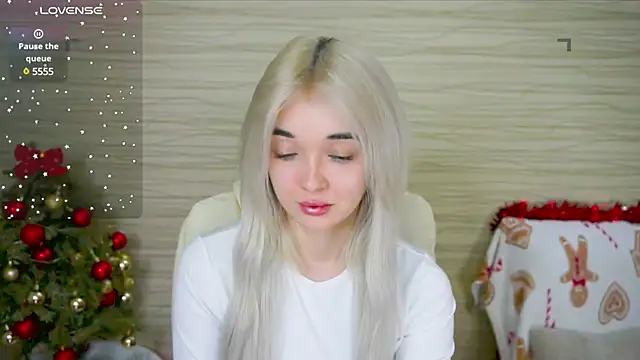 Snapshot of Ashley_S chatting on 01/19/25, 05:15 Ashley S online show from 01/19/25, 05:15