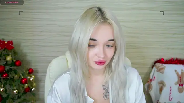 Snapshot of Ashley_S chatting on 01/23/25, 11:05 Ashley S online show from 01/23/25, 11:05