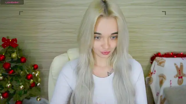 Snapshot of Ashley_S chatting on 01/29/25, 02:09 Ashley S online show from 01/29/25, 02:09