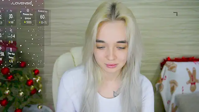 Snapshot of Ashley_S chatting on 01/29/25, 05:19 Ashley S online show from 01/29/25, 05:19