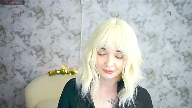 Ashley S online show from 06/04/26, 10:27