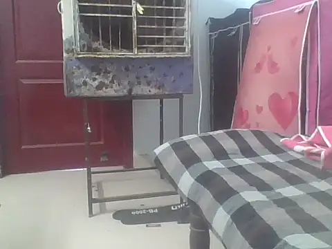 AuntyLover BhabhiLover  online show from 06/16/26, 01:03