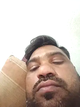 Snapshot of pintuS40 chatting on 01/19/25, 04:04 pintuS40 online show from 01/19/25, 04:04