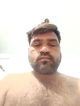 Snapshot of pintuS40 chatting on 02/14/25, 01:56 pintuS40 online show from 02/14/25, 01:56