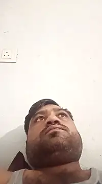 Snapshot of pintuS40 chatting on 02/18/25, 12:15 pintuS40 online show from 02/18/25, 12:15