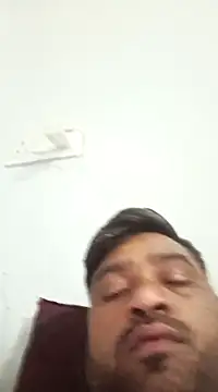 Snapshot of pintuS40 chatting on 03/11/25, 01:05 pintuS40 online show from 03/11/25, 01:05