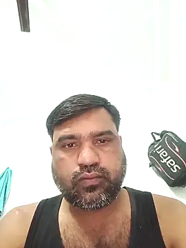 Snapshot of pintuS40 chatting on 11/20/25, 10:48 pintuS40 online show from 11/20/25, 10:48