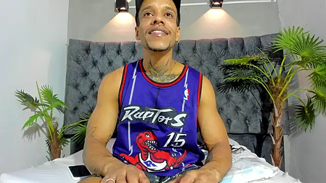 Salomon koude online show from 07/16/26, 04:40