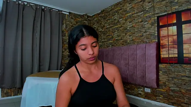 Snapshot of viktorya_xue chatting on 02/11/25, 05:18 viktorya xue online show from 02/11/25, 05:18