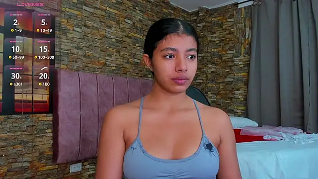 Snapshot of viktorya_xue chatting on 02/14/25, 11:10 viktorya xue online show from 02/14/25, 11:10