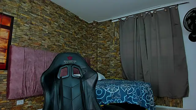 Snapshot of viktorya_xue chatting on 03/11/25, 01:23 viktorya xue online show from 03/11/25, 01:23