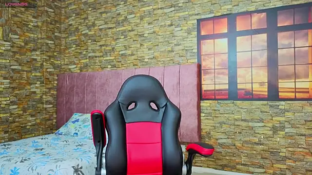 Snapshot of viktorya_xue chatting on 11/28/25, 11:24 viktorya xue online show from 11/28/25, 11:24