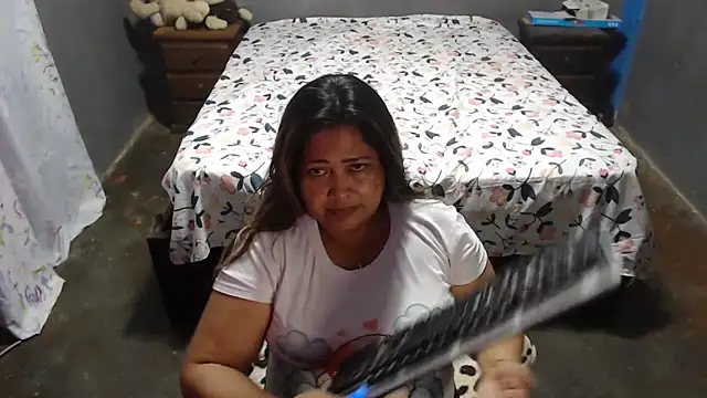 Snapshot of CANDYSWEET51 chatting on 09/11/25, 01:06 CANDYSWEET51 online show from 09/11/25, 01:06