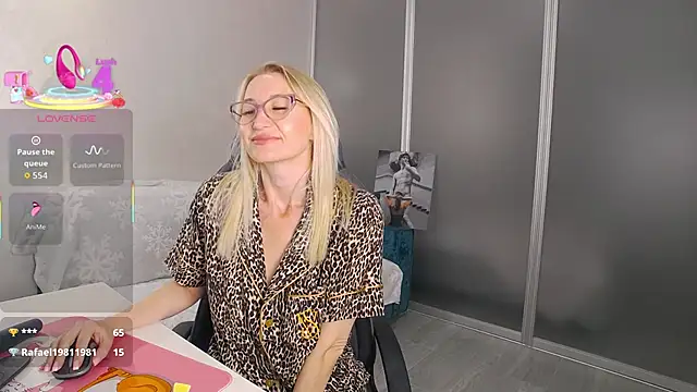 Sofia Soul online show from 09/08/25, 06:18