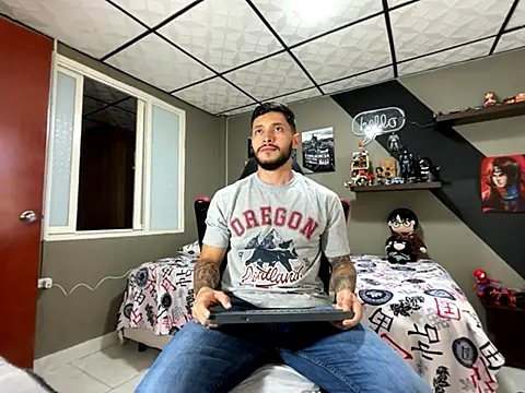 marcel crawford96 online show from 09/28/25, 01:49