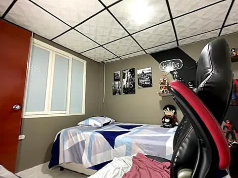 marcel crawford96 online show from 12/05/25, 12:14