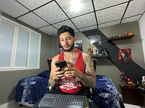 Snapshot of marcel_crawford96 chatting on 06/18/26, 01:59 marcel crawford96 online show from 06/18/26, 01:59