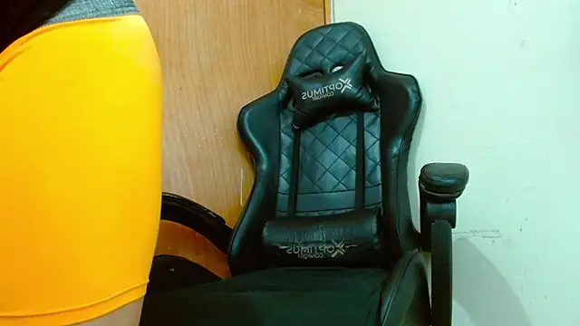 Danyer33 online show from 03/18/25, 06:36