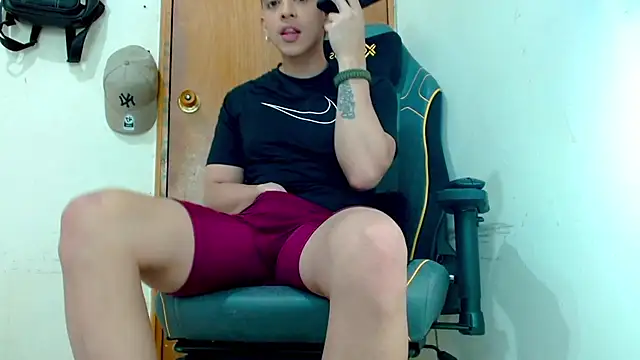 Danyer33 online show from 02/25/26, 11:03