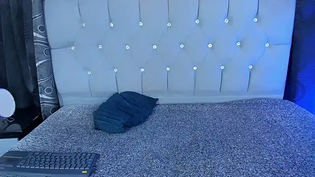 Snapshot of nova_sex01 chatting on 01/15/25, 07:15 nova sex01 online show from 01/15/25, 07:15